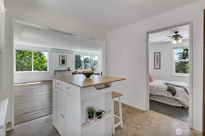 1232 SW Othello Street, Seattle, WA 98106 - Photo 9