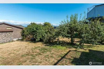 1497 Thompson Drive, Camano Island, WA 98282 - Photo 25