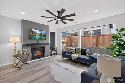 33011 SE Cottonwood Street, Black Diamond, WA 98010 - Photo 5