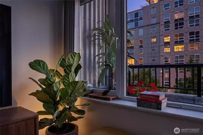 2717 Western Avenue #5002, Seattle, WA 98121 - Photo 15