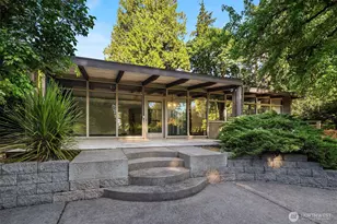 2851 Evergreen Point Rd, Medina, WA 98039 - Photo 1