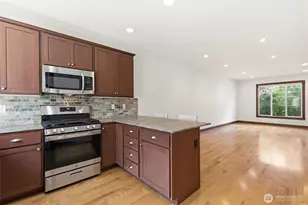 6526 34th Ave NE, Seattle, WA 98115 - Photo 13