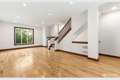 6526 34th Avenue NE #B, Seattle, WA 98115 - Photo 3