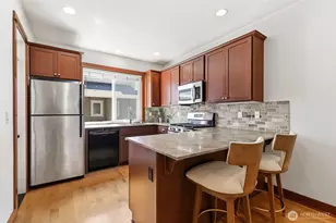 6526 34th Ave NE, Seattle, WA 98115 - Photo 9