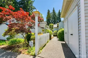 12385 SE 41st Ln, Bellevue, WA 98006 - Photo 31