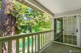 12385 SE 41st Ln, Bellevue, WA 98006 - Photo 15
