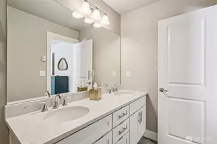 13149 E 188th Ave, Bonney Lake, WA 98391 - Photo 11