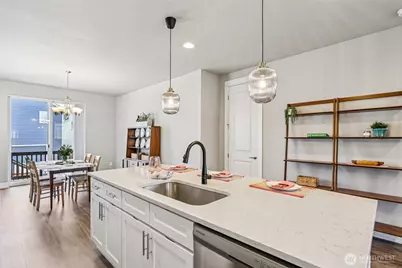 13149 E 188th Avenue, Bonney Lake, WA 98391 - Photo 5