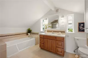 8903 3rd Ave NW, Seattle, WA 98117 - Photo 17