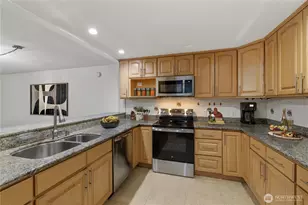 6479 137th Ave NE, Redmond, WA 98052 - Photo 5