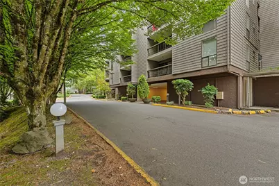 6479 137th Avenue NE #364, Redmond, WA 98052 - Photo 23