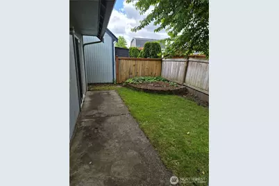 118 99th St Court E, Tacoma, WA 98445 - Photo 7