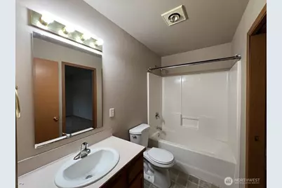 512 N 4th Avenue SW, Tumwater, WA 98512 - Photo 19
