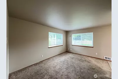 512 N 4th Avenue SW, Tumwater, WA 98512 - Photo 5