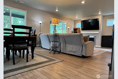 927 Vine Maple Street SE, Lacey, WA 98503 - Photo 3