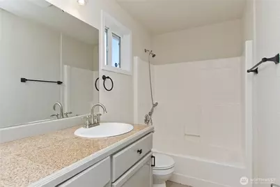 5910 E J Street, Tacoma, WA 98404 - Photo 9