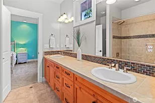 25122 NE 18th St, Sammamish, WA 98074 - Photo 25