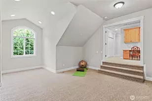 25122 NE 18th St, Sammamish, WA 98074 - Photo 29