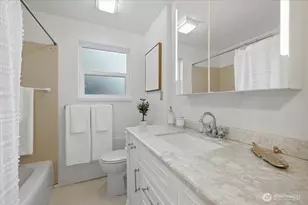 15804 35th Ave NE, Lake Forest Park, WA 98155 - Photo 17