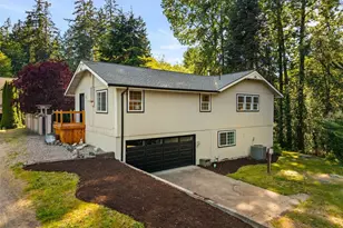 395 NW Blomster Way, Poulsbo, WA 98370 - Photo 3
