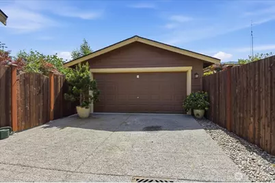 759 NE 2nd Street, North Bend, WA 98045 - Photo 33