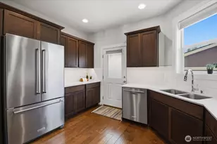 759 NE 2nd St, North Bend, WA 98045 - Photo 13