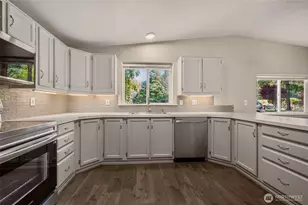 150 E Kingston Way, Shelton, WA 98584 - Photo 9