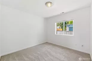 7624 NE 201st Pl, Kenmore, WA 98028 - Photo 29