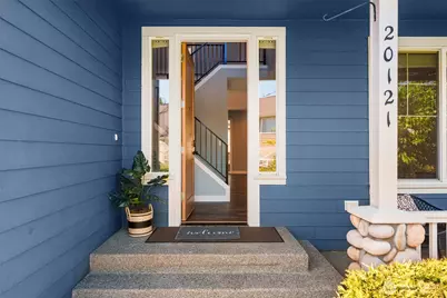 20121 Bartlett Road, Bothell, WA 98012 - Photo 3