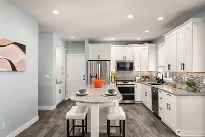 20121 Bartlett Road, Bothell, WA 98012 - Photo 9