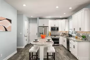 20121 Bartlett Rd, Bothell, WA 98012 - Photo 9