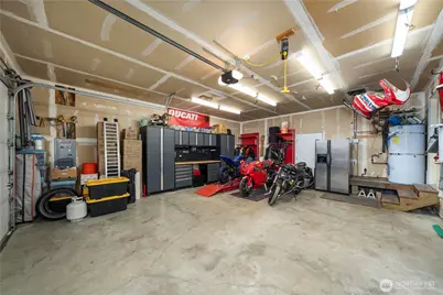 12217 Waller Road E, Tacoma, WA 98446 - Photo 27