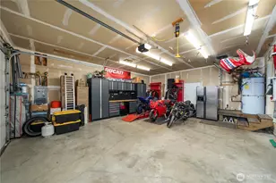 12217 Waller Rd E, Tacoma, WA 98446 - Photo 27