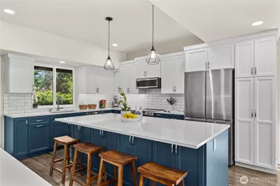 12217 Waller Road E, Tacoma, WA 98446 - Photo 9