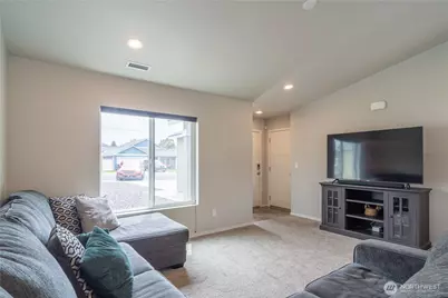 322 W 6th Street, Warden, WA 98857 - Photo 7