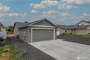 322 W 6th St, Warden, WA 98857 - Photo 3