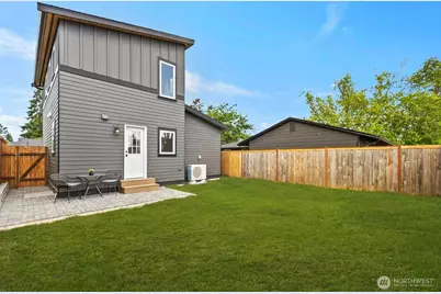 15701 117th Avenue SE, Renton, WA 98058 - Photo 27