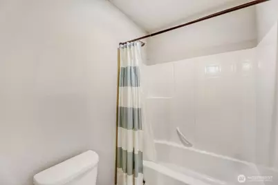 18623 39th Drive SE, Bothell, WA 98012 - Photo 29