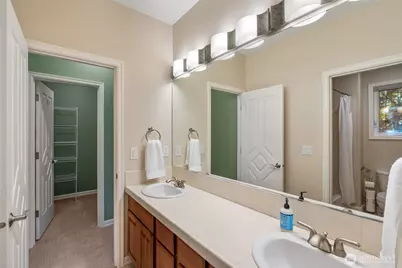 18330 SE 195th Place, Renton, WA 98058 - Photo 25