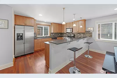 9130 45th Avenue SW #B, Seattle, WA 98136 - Photo 11
