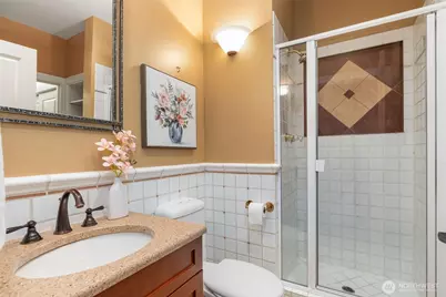 7626 NE 8th Street, Medina, WA 98039 - Photo 19