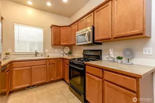 4947 Balustrade Blvd SE, Lacey, WA 98513 - Photo 17