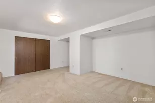 960 NE Melanie Ct, Bremerton, WA 98311 - Photo 19