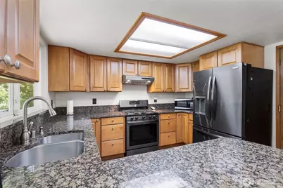 960 NE Melanie Court, Bremerton, WA 98311 - Photo 9