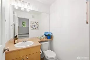 4740 Lake Place S, Renton, WA 98055 - Photo 17