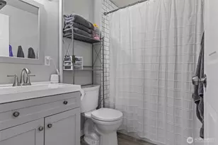 706 Harrison St, Sumner, WA 98390 - Photo 13
