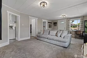 706 Harrison St, Sumner, WA 98390 - Photo 9