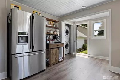 706 Harrison Street, Sumner, WA 98390 - Photo 5