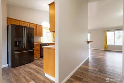 16520 10th Avenue Ct E, Spanaway, WA 98387 - Photo 3