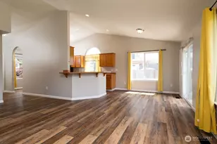 16520 10th Ave Ct E, Spanaway, WA 98387 - Photo 9